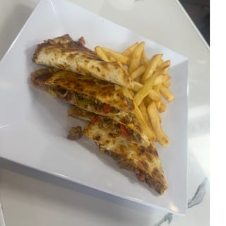 Quesadilla de Res